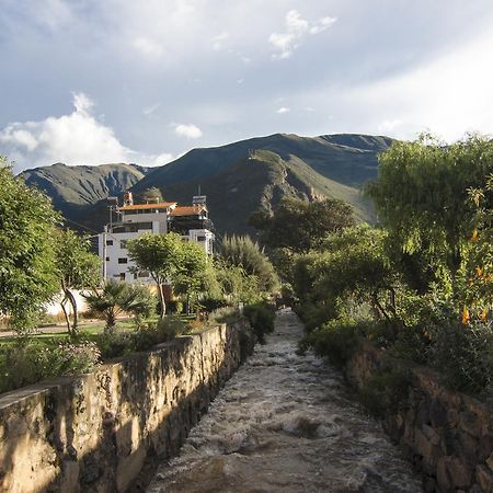 Hotel California Calca Exteriér fotografie